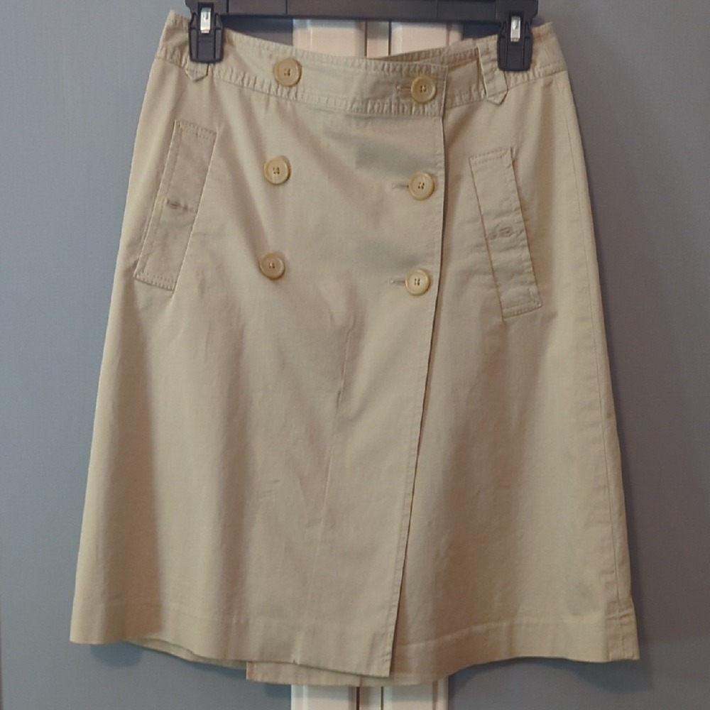 Banana Republic Beige A-Line Skirt with Buttons